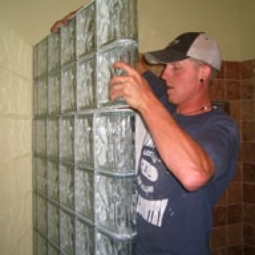 Setting a straight sections using thinner glass blocks - Innovate Building Solutions